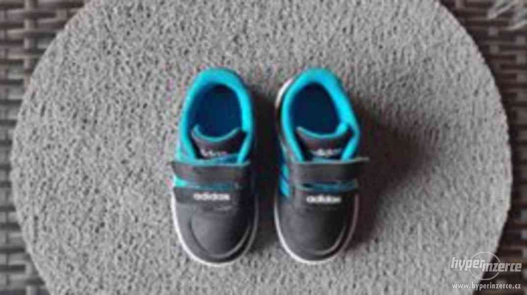 Chlapecké boty Addidas velikost 20 - foto 1