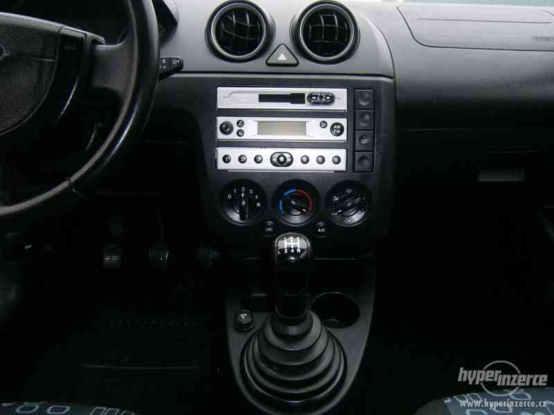 Ford Fiesta 1,2 klima+servo+serviska - foto 8