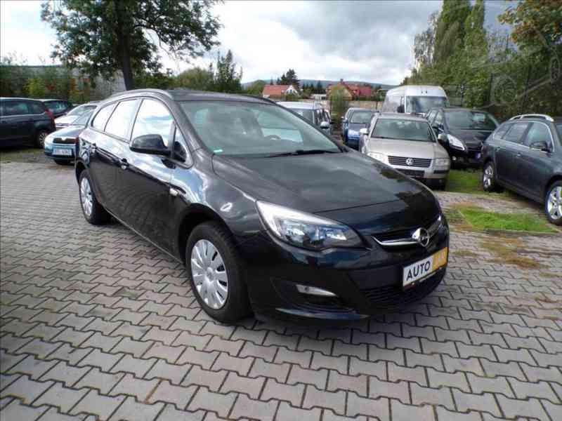 Opel Astra 1,6 16V NOVÉ ROZVODY! - foto 1
