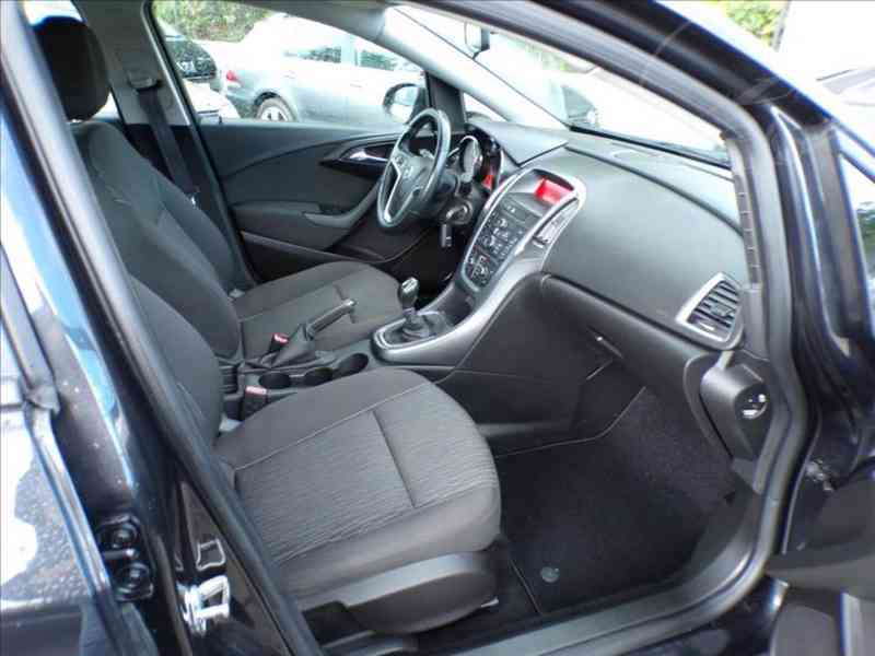 Opel Astra 1,6 16V NOVÉ ROZVODY! - foto 11