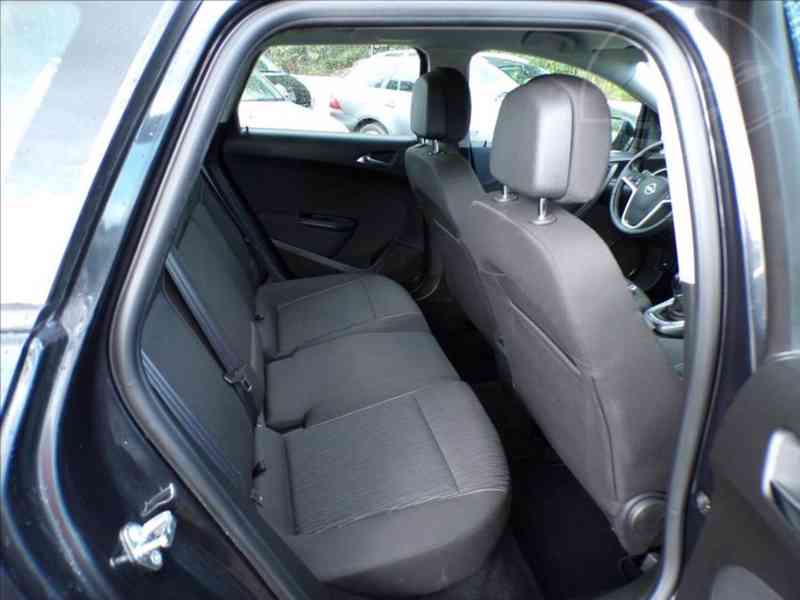 Opel Astra 1,6 16V NOVÉ ROZVODY! - foto 10