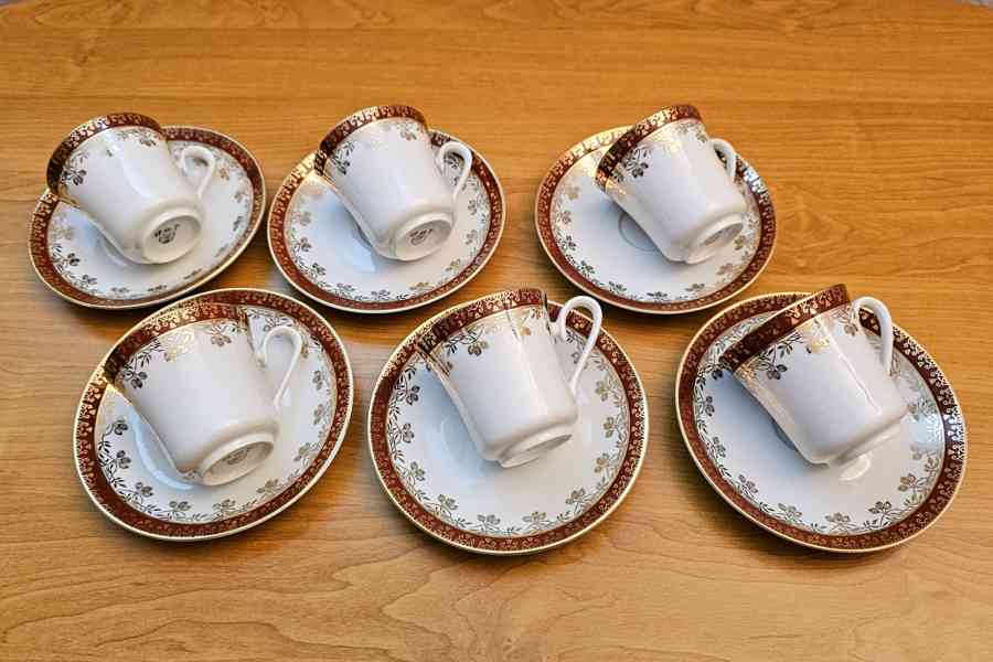 Retro porcelánová kávová souprava JSK – 6 ks, zlatý dekor - foto 4