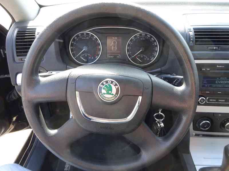 Škoda Octavia 2.0 TDI Combi r.v.2009 (103 kw) BMM  - foto 10
