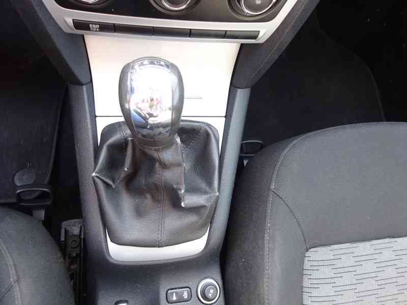 Škoda Octavia 2.0 TDI Combi r.v.2009 (103 kw) BMM  - foto 9