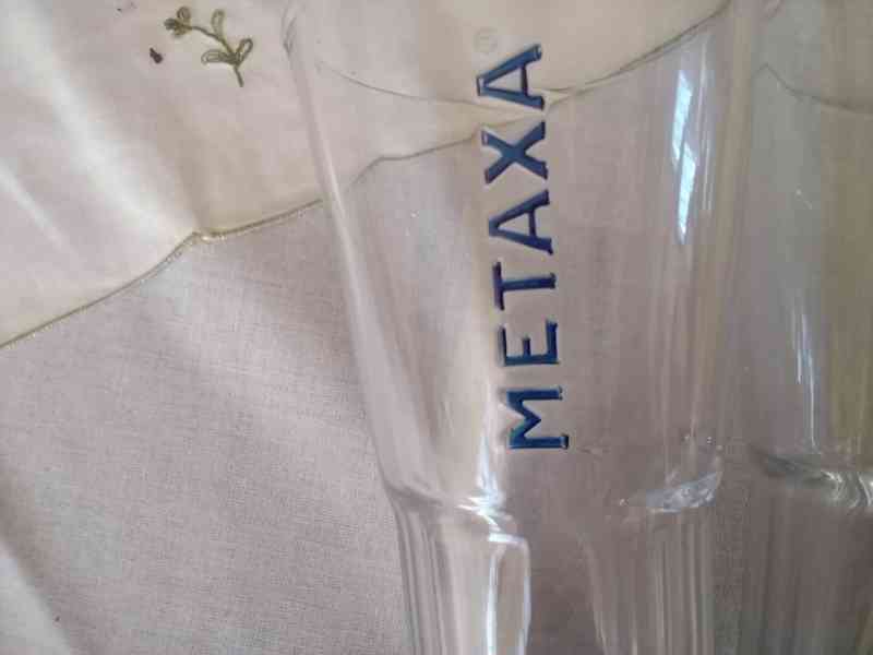 Dvě sklenice na Metaxu - foto 5