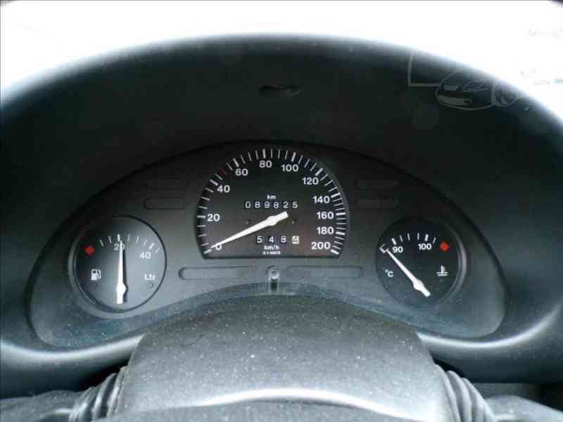 Opel Corsa 1,2 i 16V KLIMATIZACE - foto 6