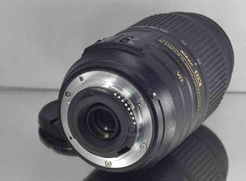 Nikon AF-S Nikkor 55-300mm f/4.5-5.6 G DX ED VR - foto 5