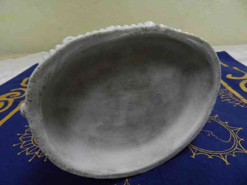 Krásná velmi stará porcelánová soška Psi  - foto 7