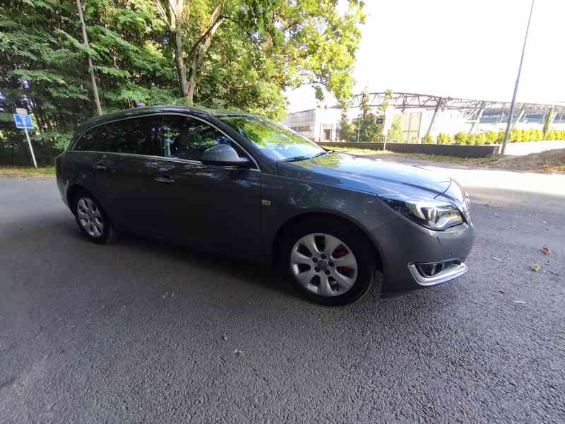 Opel Insignia ST 2.0 CDTi,125kW,MAN,ČR,garážováno,výhřev - foto 4