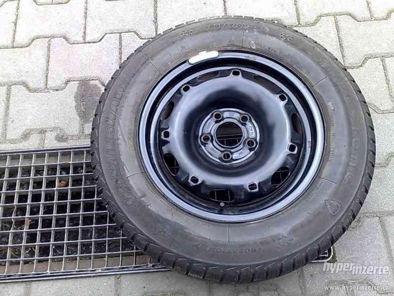 disky 5x100 + zimní pneu na ŠKODA ,SEAT, VW, AUDI, atd. - foto 1