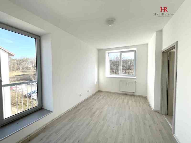 Prodej bytu 2+1, OV, 49 m2, balkón, sklep, Milovice, okres Nymburk - foto 1