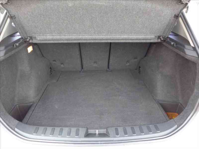 BMW X1 2,0 D 4x4, X-LINE, 1.MAJITEL - foto 8