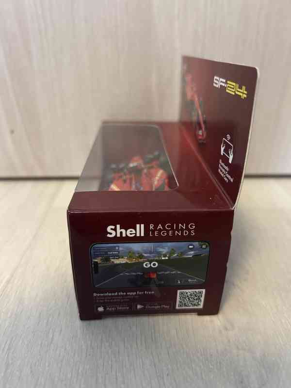 Ferrari formule model SF-24 nové na ovládání - foto 5