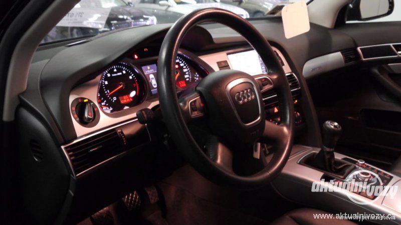 Audi A6 2.8, benzín, rok 2011, navigace, kůže - foto 7
