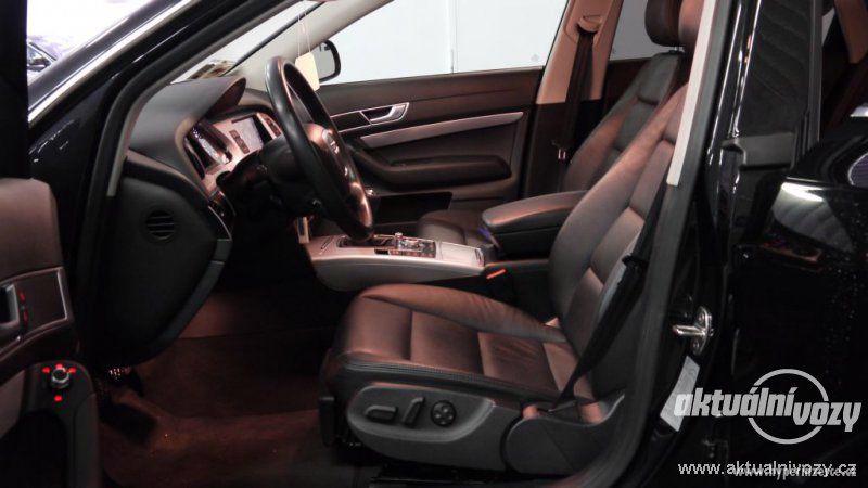 Audi A6 2.8, benzín, rok 2011, navigace, kůže - foto 12