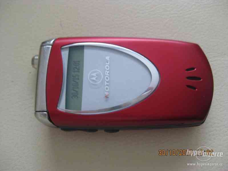 Motorola V60i - plně funkční telefony z r.2001 - foto 13