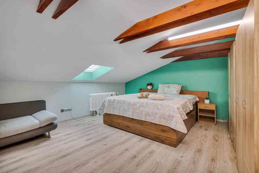 Prodej domu, Praha Hvozdnice - foto 19