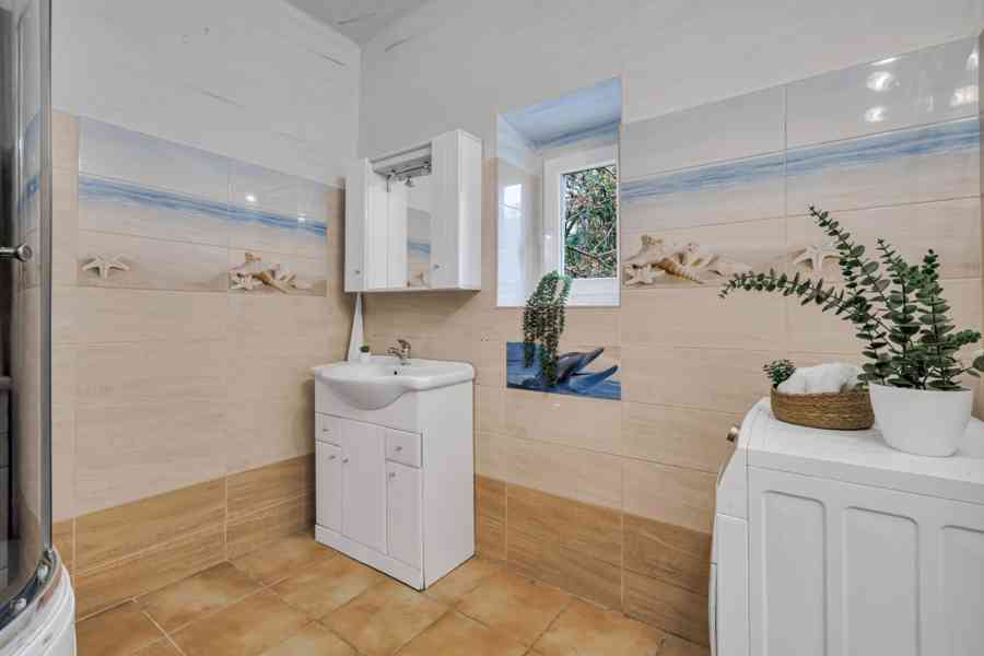 Prodej domu, Praha Hvozdnice - foto 15