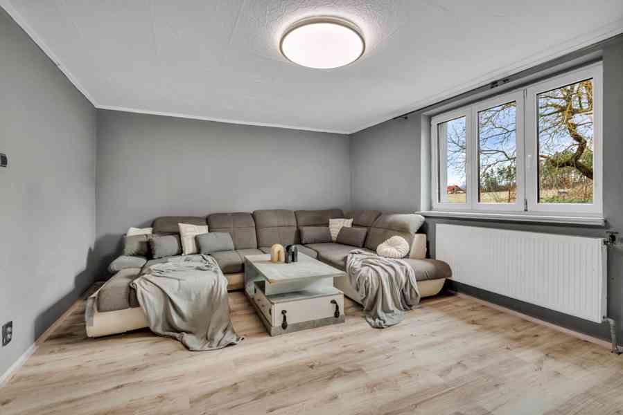 Prodej domu, Praha Hvozdnice - foto 2