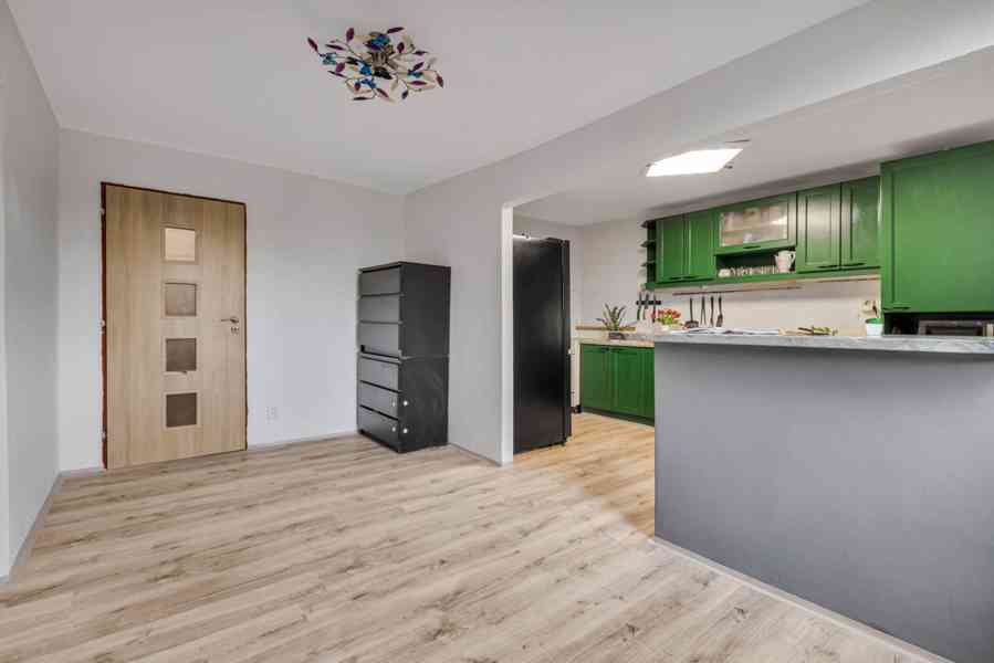 Prodej domu, Praha Hvozdnice - foto 5