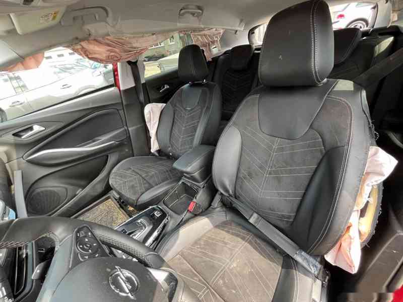 Opel Grandland 1.2 Turbo 96kW 2023 - foto 13