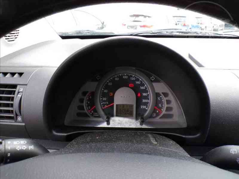 Volkswagen Fox 1,2 i KLIMA - foto 5