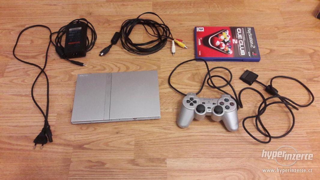 PlayStation 2 SLIM Silver (SCPH 77004) Hra zdarma - foto 3