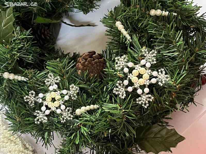 Vánoce - dekorace - vločka z korálků - foto 7