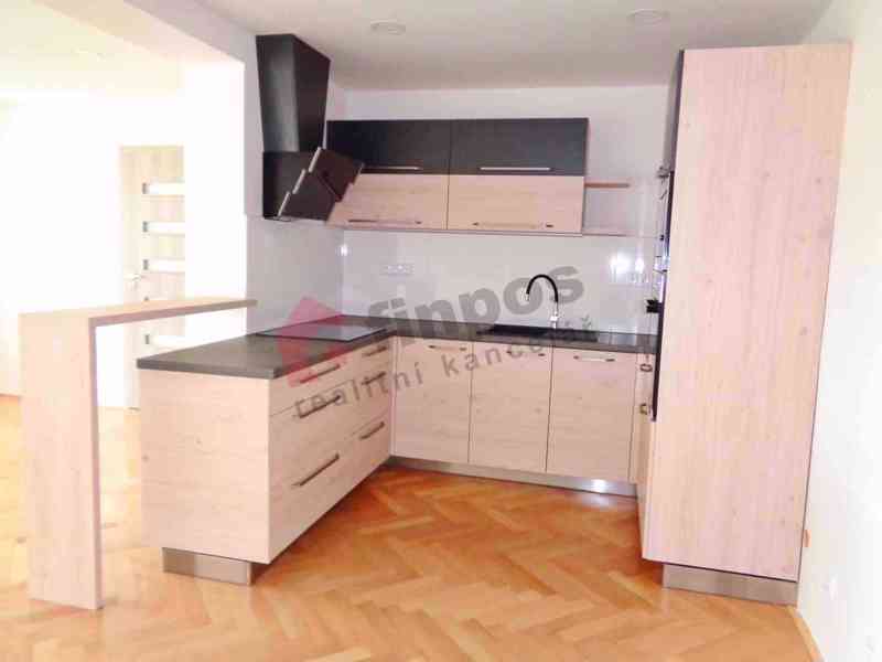 Pronájem moderního bytu 3kk, 78m2 v RD se zahradou v Chlumci nad Cidlinou - foto 3