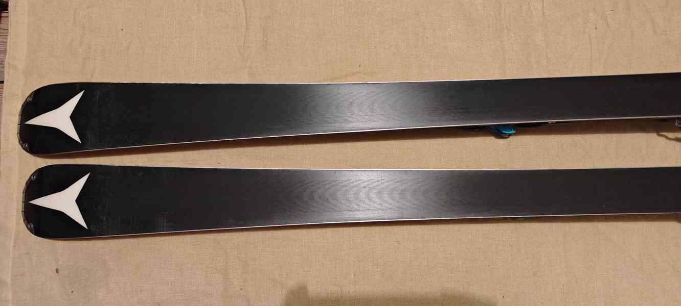 Lyže ATOMIC RACE GS 172 - foto 5