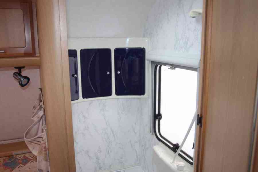 Karavan TEC Travel King 450 TF - foto 13