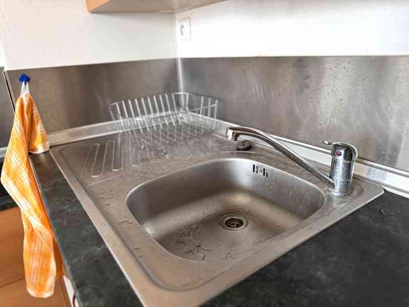 PODNÁJEM BYTU 1+KK BRNO – ŽEBĚTÍN - foto 6