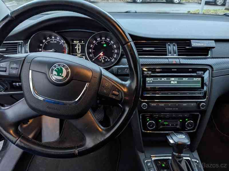 Škoda Superb 2,0   TDI DSG 2008 – kůže, xenony - foto 15