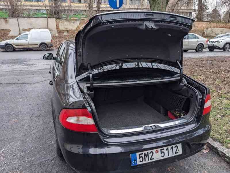Škoda Superb 2,0   TDI DSG 2008 – kůže, xenony - foto 20