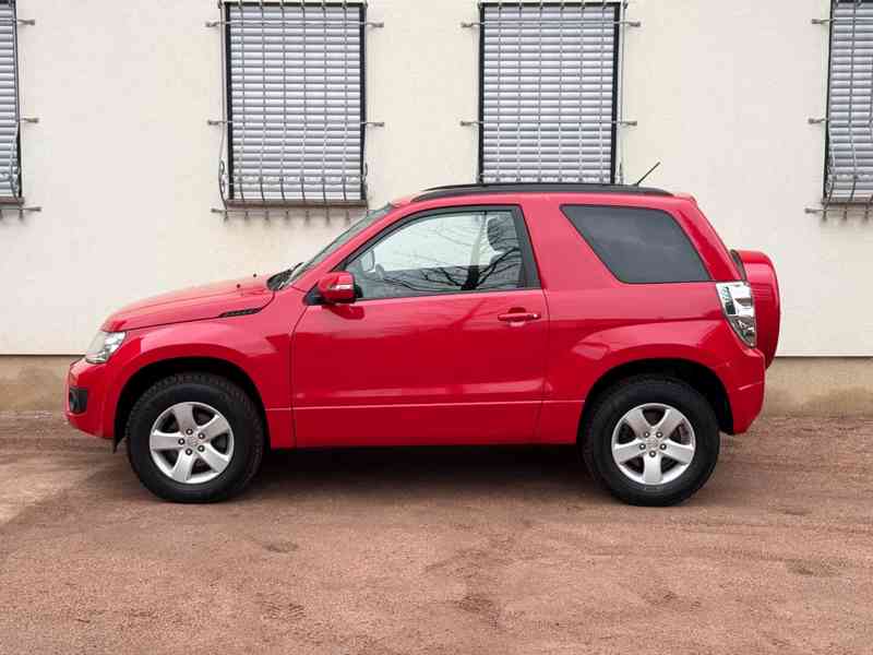 Suzuki Grand Vitara 2,4i 4x4 benzín 122kw - foto 9