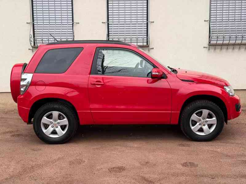Suzuki Grand Vitara 2,4i 4x4 benzín 122kw - foto 22