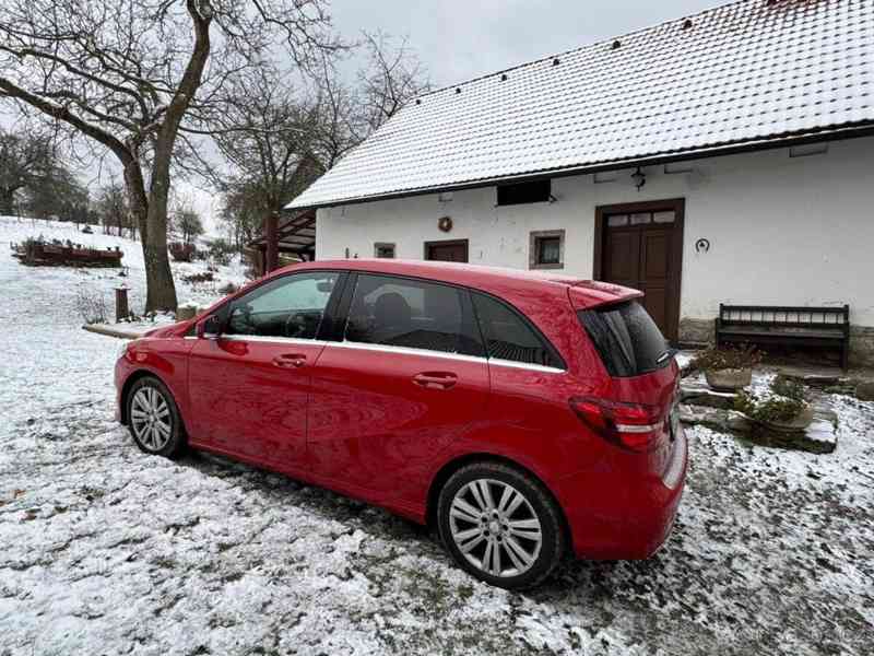 Mercedes-Benz Třídy B 1,5 B 180 d  Třídy B - foto 9