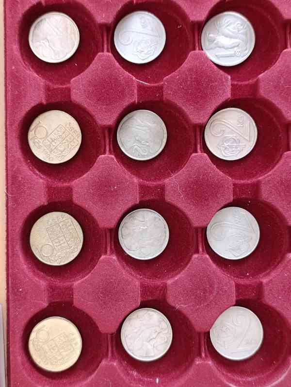 Sbírka mincí Československo + plata na mince konvolut  Kčs - foto 9