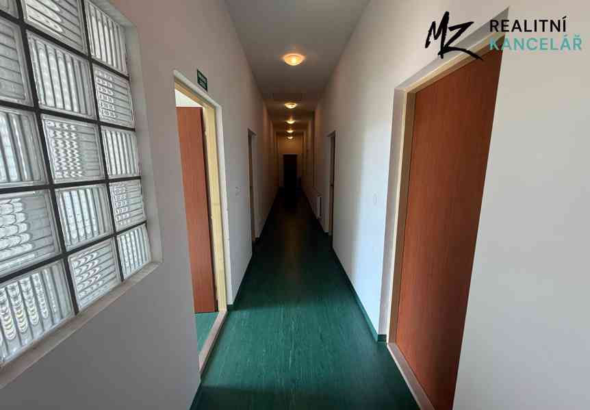 Prodej komerční nemovitosti 608 m² - foto 11