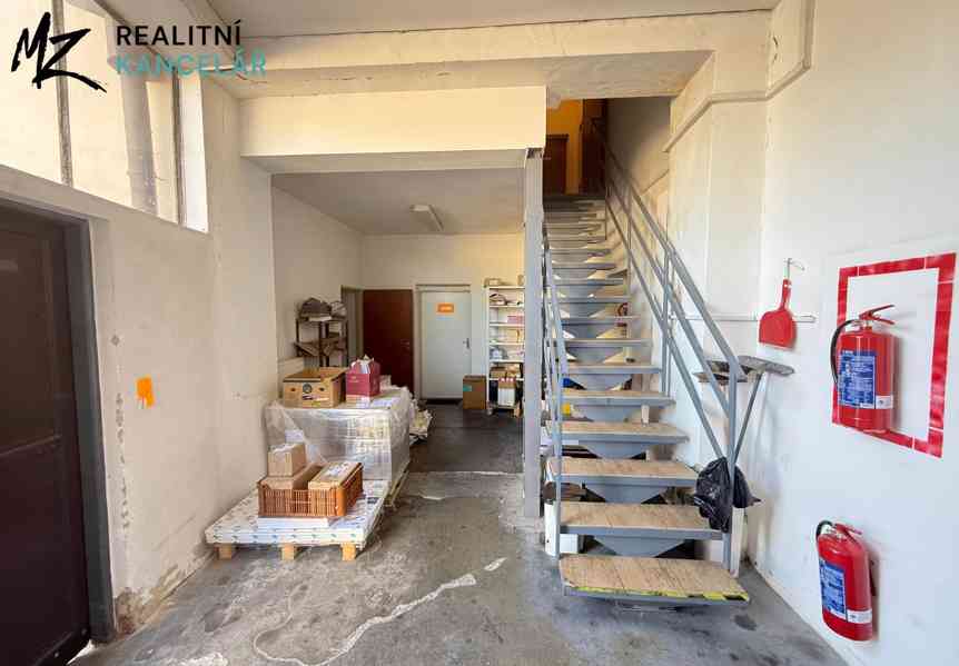 Prodej komerční nemovitosti 608 m² - foto 18