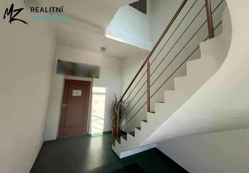 Prodej komerční nemovitosti 608 m² - foto 10