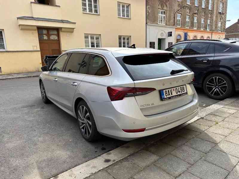 Škoda Octavia 2,0   TDI Style Plus - foto 9
