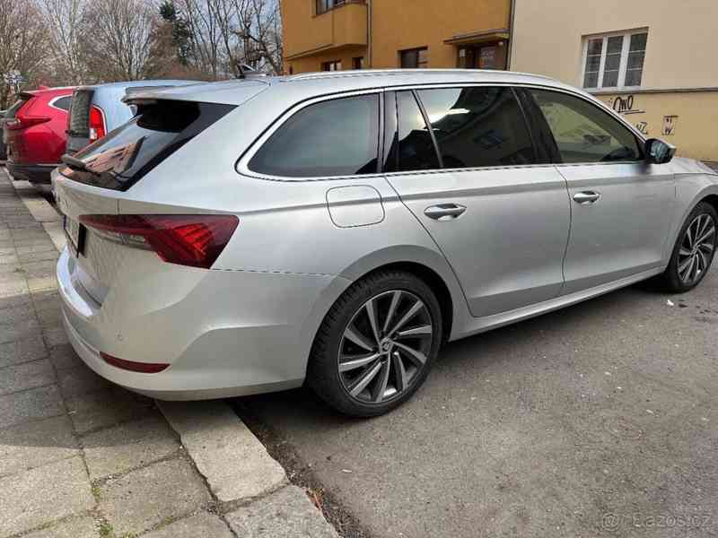 Škoda Octavia 2,0   TDI Style Plus - foto 8