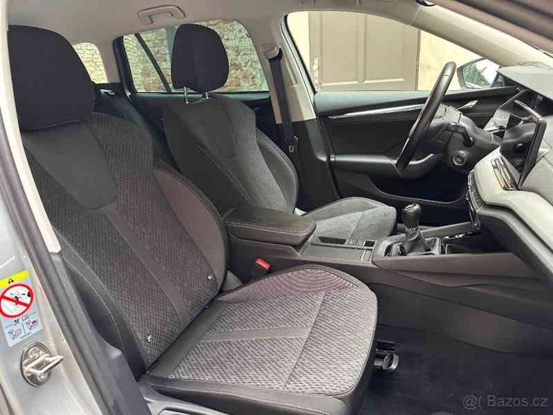 Škoda Octavia 2,0   TDI Style Plus - foto 10