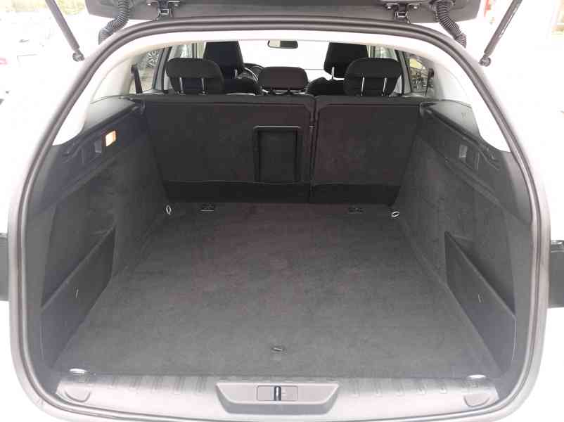 Peugeot 308 1.2i 96kW Navi/Panorama/1Maj - foto 17