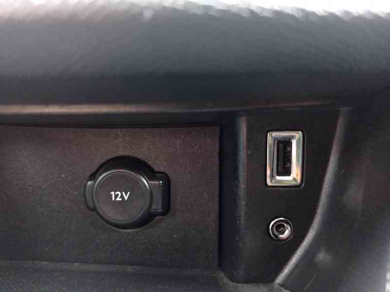 Peugeot 308 1.2i 96kW Navi/Panorama/1Maj - foto 36