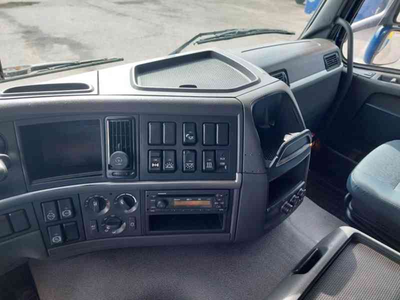 VOLVO FM 13 420 4x2 s hydraulickým čelem - foto 35
