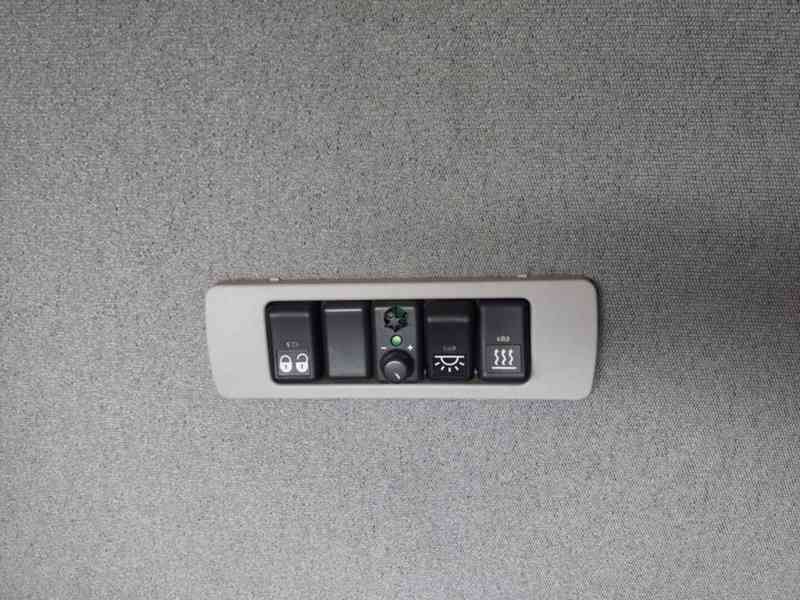 VOLVO FM 13 420 4x2 s hydraulickým čelem - foto 37
