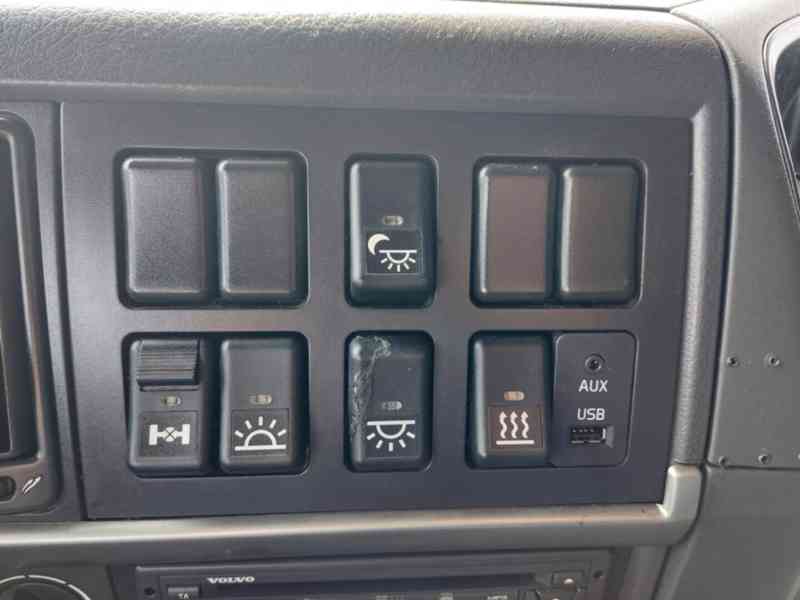 VOLVO FM 13 420 4x2 s hydraulickým čelem - foto 43