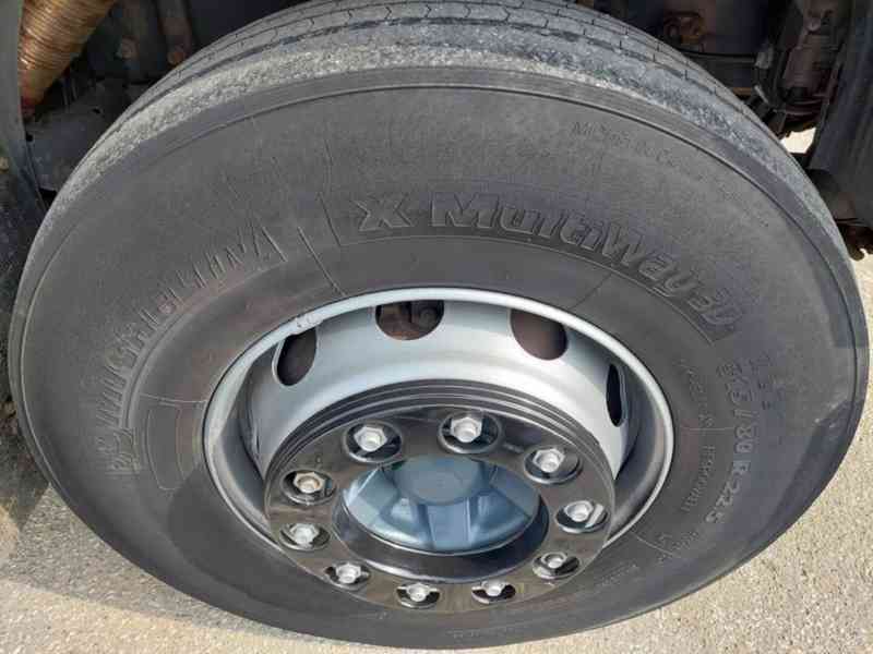 VOLVO FM 13 420 4x2 s hydraulickým čelem - foto 24